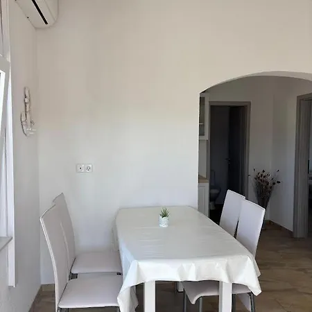 Manda Apartman